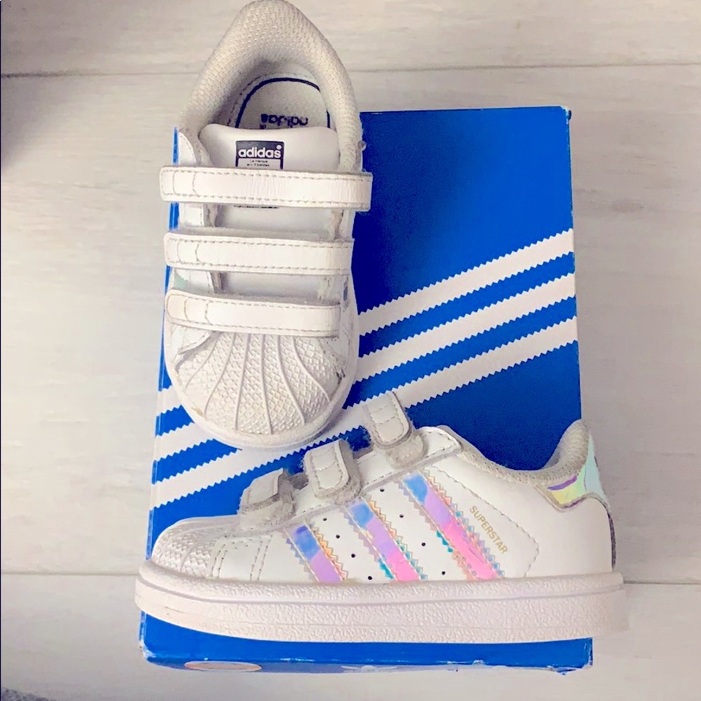 Adidas Superstar Holographic white